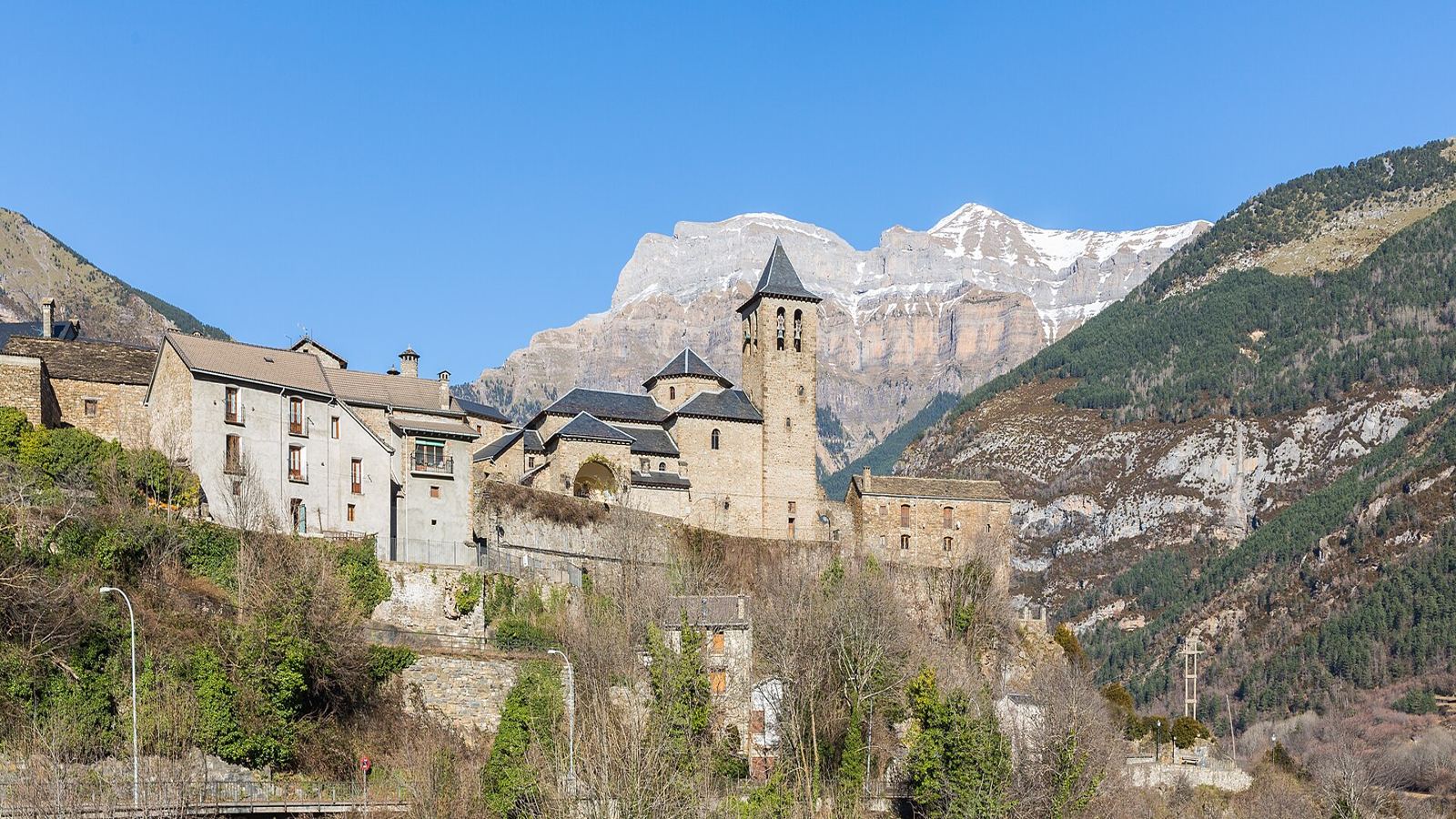 The stone village of Torla below the peaks of Ordesa