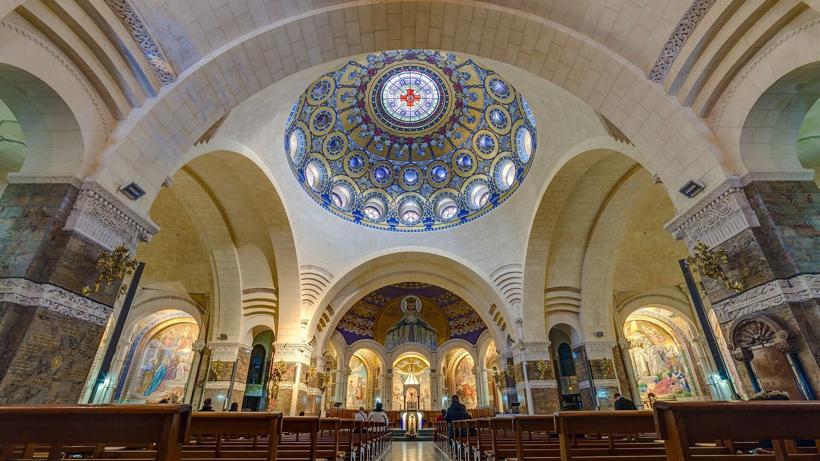 Lourdes guided tour